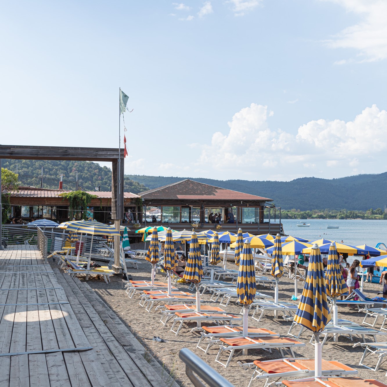 Stabilimento balneare lago di Bracciano
